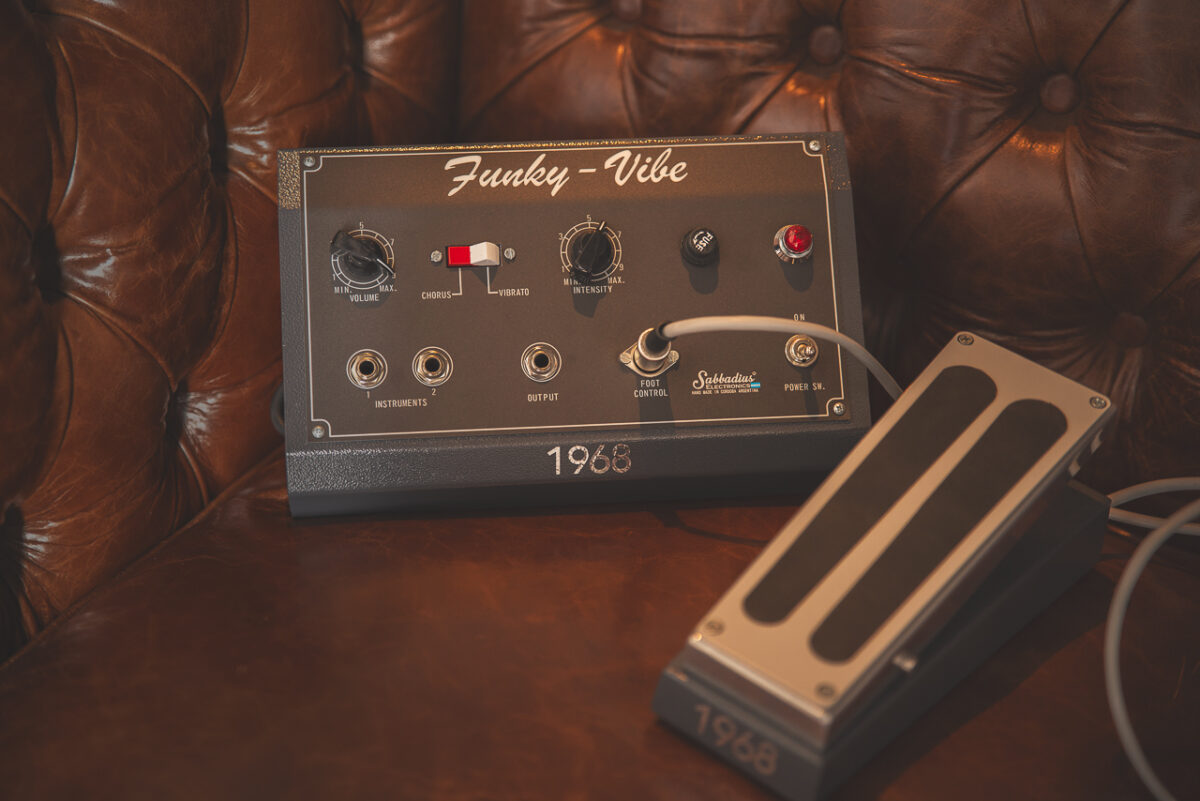 Funky - Vibe RS (Real Size) - Imagen 15